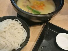 过桥米线-阿香米线(路北大润发店)