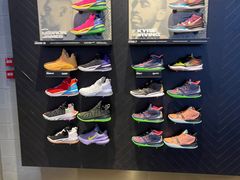 -NIKE品牌体验店(金源新燕莎店)