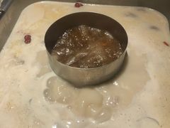 -尚尚仙·酸汤猪手·猪肚鸡火锅(华联万柳购物中心店)