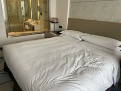 -上海漕河泾万丽酒店