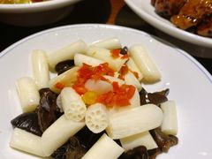 西湖藕节拌木耳-大牌大·传统杭帮菜(湖滨店)