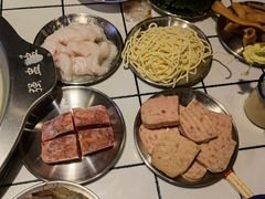 -强盅盅重庆市井火锅店(中央大街店)