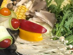 胶原蛋白鲜蔬美人锅-FROM FARM八亩农场(三里屯店)