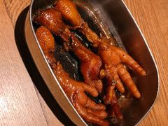 弄堂里的卤鸡爪-弄堂里·寻味杭州(湖滨银泰in77C区店)