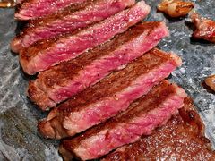 精选澳洲和牛纽约客牛排-老乾杯和牛烧肉(王府中环店)