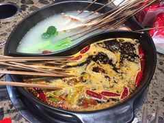 鸳鸯锅-ZDS巴蜀撸串串香