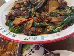 -鲁南仔·滕州炒鸡(经三路店)