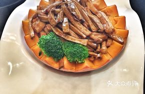 Braised Wild Mushrooms in Abalone Sauce