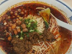 -程胖娃重庆小面(嘉禾金铂店)