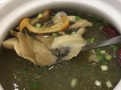 -大鸭梨烤鸭店(金顶街店)