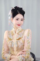 -艺憬婚纱礼服·造型(二七万达店)
