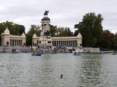 -阿方索十二世纪念碑