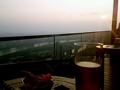 -广州柏悦酒店·悦吧·顶楼露天酒吧