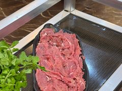 -闽粤一牛潮汕牛肉火锅
