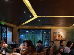 大堂-Efes Turkish & Mediterranean Cuisine 艾菲斯餐厅(陆家嘴店)