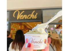 -VENCHI 闻绮(上海佛罗伦萨小镇店)