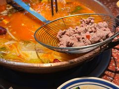 -洱火云南酸菜牛肉火锅(石景山当代商城店)
