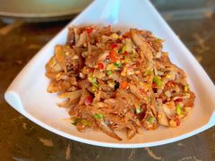 手撕小黄鱼-小城粥道·海胆鲜虾粥(解放广场店)