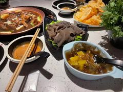 新鲜空运黑毛肚-京韵胡同·酱香羊蝎子火锅涮肉(长寿路店)