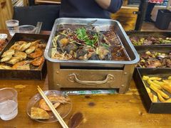 -老东镇啤酒屋海鲜加工·蒸汽海鲜·海鲜烧烤(台东店)