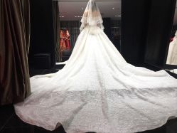 点击看大图 -GRACE KELLY婚纱与礼服(北京店)