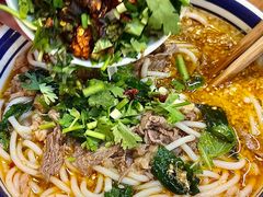 -云阿蛮云南生烫牛肉米线(奉贤路店)