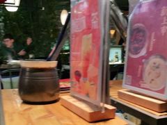 -湊湊火锅·茶憩(杭州湖滨银泰in77店)