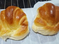 酥皮羊角面包-昆明冠生园·蛋糕·面包(南强街店)