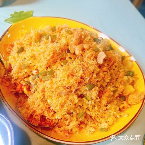 泰小六·东南亚餐厅(相思湖店)