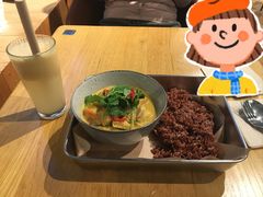 泰式黄咖喱鲷鱼虾仁饭-Wagas沃歌斯(环贸店)