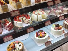 -罗森尼娜(德思勤店)