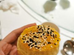 猫山王榴莲酥-维园悦谱·海派家常菜(乌鲁木齐南路店)