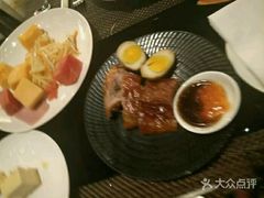 -唐拉雅秀酒店-西锦汇空中BBQ·思创餐厅