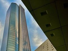 -南京眼步行桥