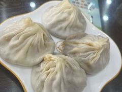 -笑来喜馄饨小笼工坊(通扬路店)