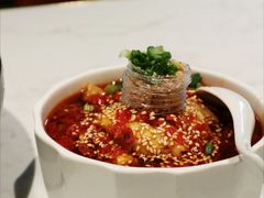 -本来精品川菜(嘉里中心店)