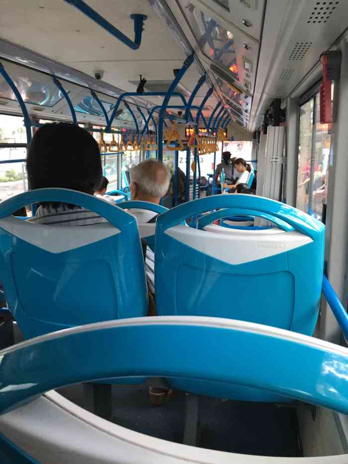 公交22路-"周末坐公交车人比较少,有不会拥挤."-大众点评移动版