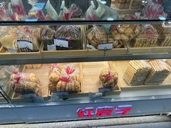 -红房子西点(汇联商厦天钥桥路店)