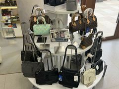-六六奢品·vintage中古·回收二手奢侈品包包手表首饰(环球港店)