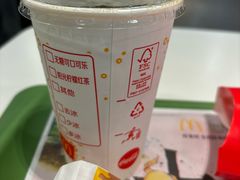 -麦当劳(上海虹桥站30B检票口楼上)