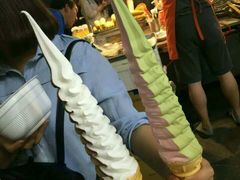 -32cm巨无霸冰淇淋