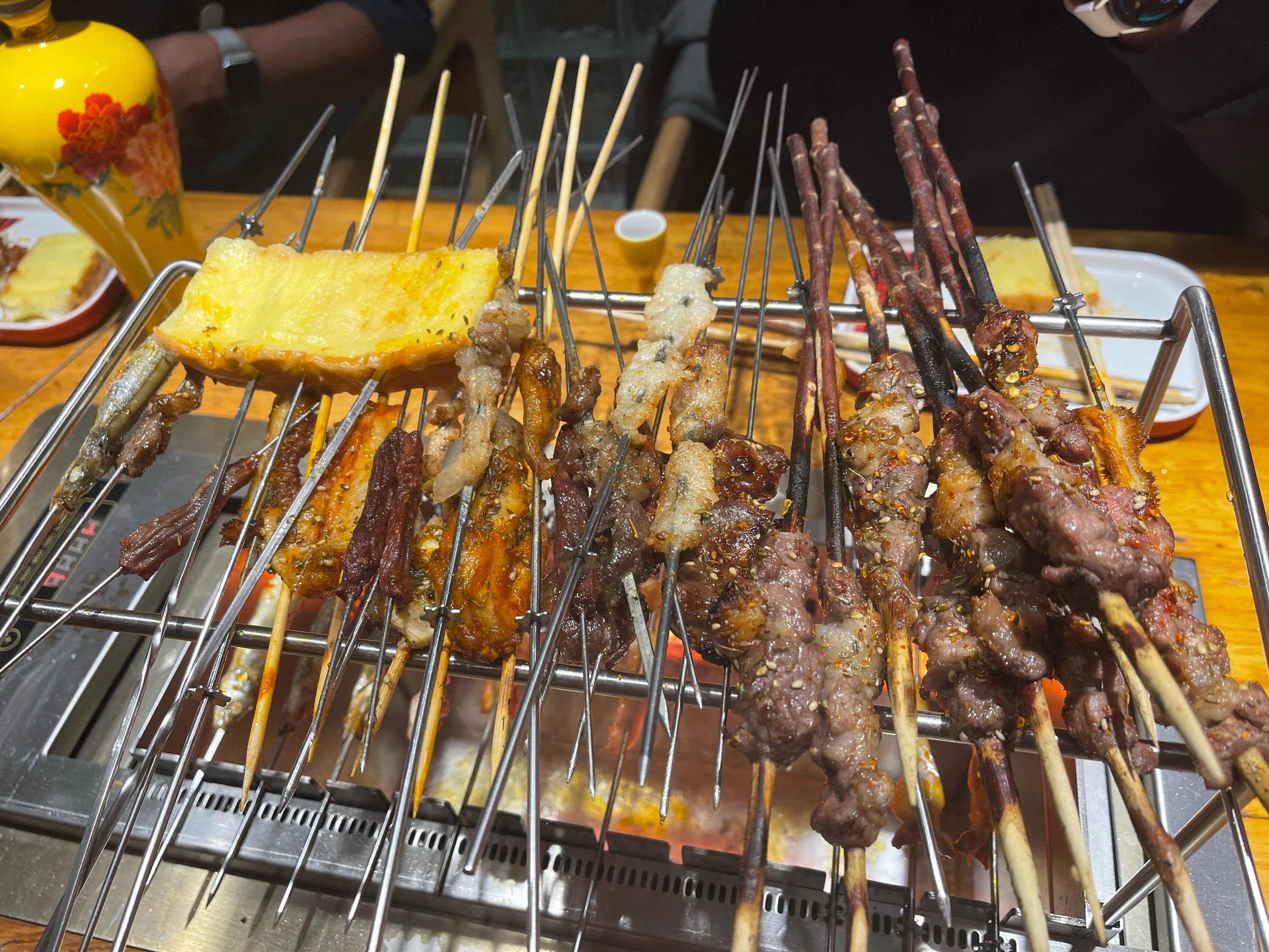 济南烧烤非常的好吃,这家老胖烧烤是本地人推荐的