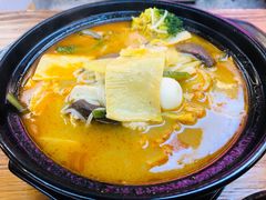 -金陵杨胖子·砂锅麻辣烫(金轮新天地店)