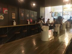 -晶华冠军牛肉面坊