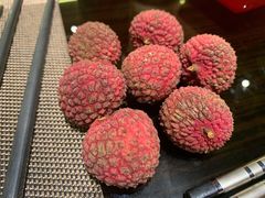 荔枝-大中华希尔顿酒店-念自助餐·嗨啤·小龙虾