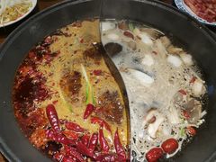 -萍姐火锅·公路夜市(武汉首店)