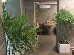 -HIGH FIVE哈福手工汉堡(桂林路店)