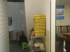 -陆元丰·兰州纯汤牛肉面(自强西路店)