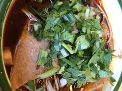 -拈签一笑黄牛肉辣卤串串