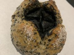 黑芝麻炸弹-熊叔熊婶面包房(团结湖店)
